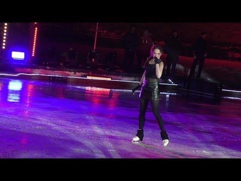 Выступление Олимпийской чемпионки Алины Загитовой на шоу в Доброграде!