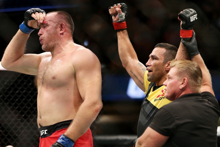 Алексей Олейник против Фабрисиу Вердума на UFC 249 9 мая 2020, анонс поединка