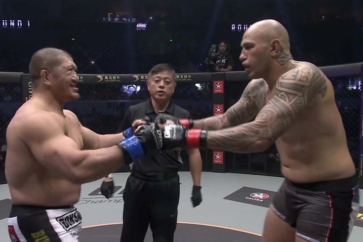 Экс-звезда UFC Брэндон Вера жёстко нокаутировал японского Шрека