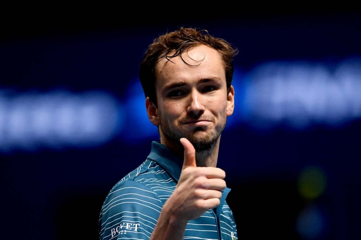 Даниил Медведев попал в пятёрку богатейших теннисистов мира. Сколько он заработал за год