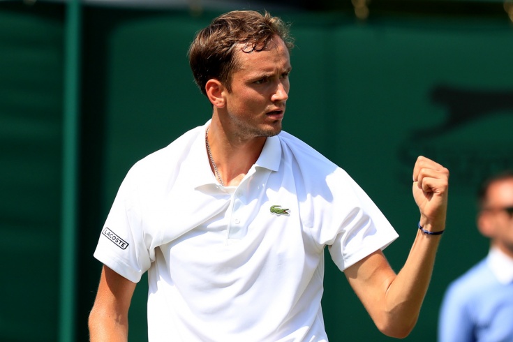 Русский четвертьфинал US Open: победа Медведева в трёх сетах: он – в полуфинале!