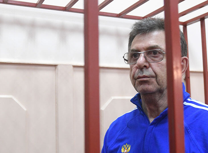 Почему арестован Александр Кравцов – казначей нашего спорта: ему вменяют, что фиктивно пристроил дочерей, зятя, внука, заплатил им 14 млн